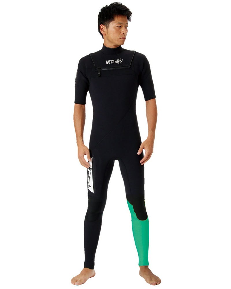 K.グリーン：180cm/67kg(Lサイズ着用)