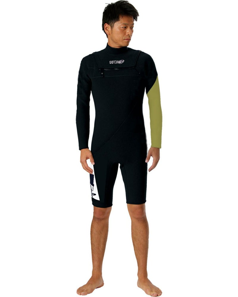 オリーブ：180cm/67kg(Lサイズ着用)