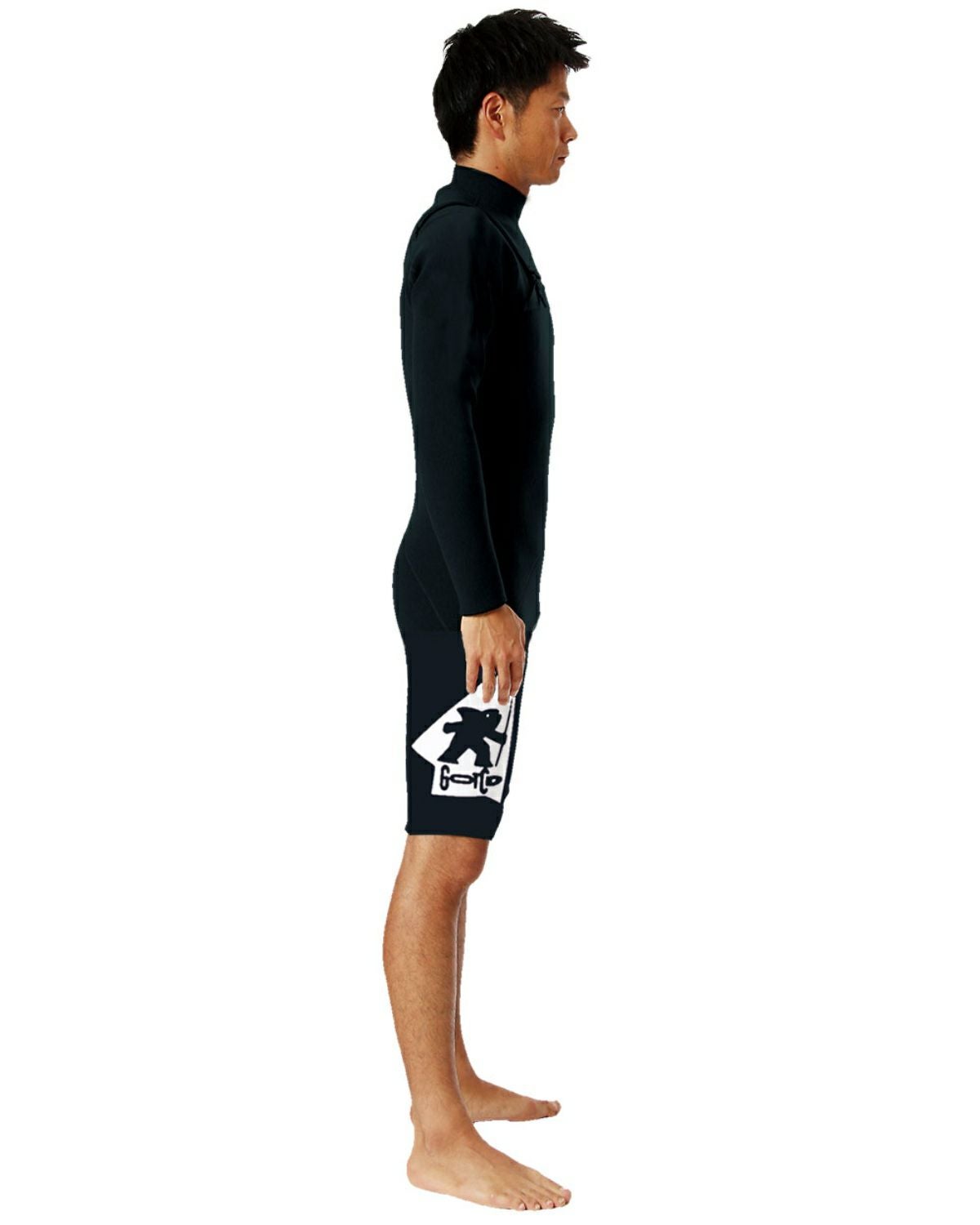 オリーブ：180cm/67kg(Lサイズ着用)