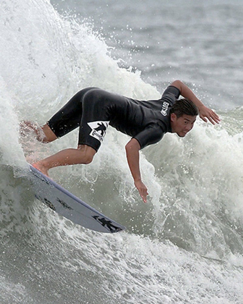 ブラック:172cm/67kg(Lサイズ着用)