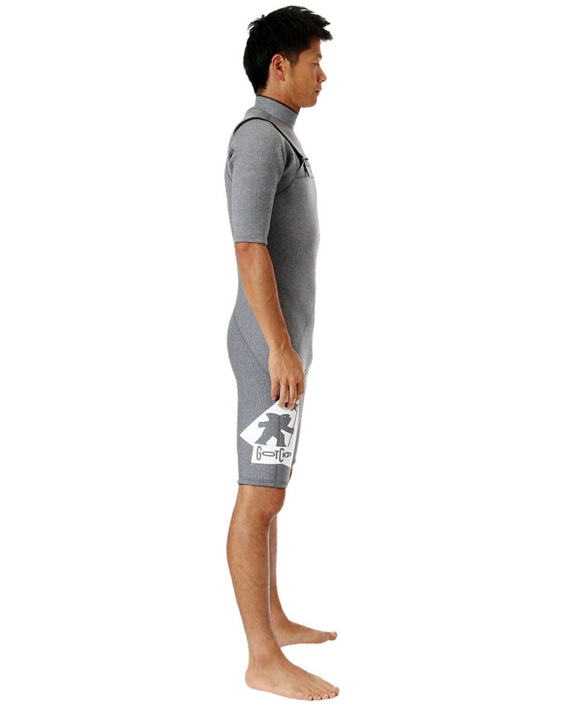 ストーンブラック：180cm/67kg(Lサイズ着用)