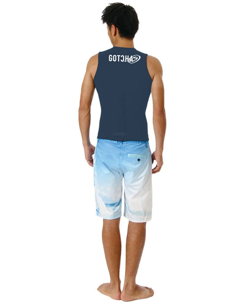 スレート：180cm/67kg(Lサイズ着用)