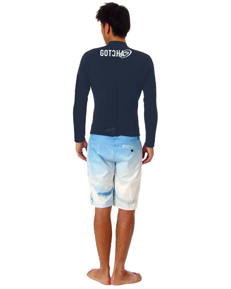 スレート：180cm/67kg(Lサイズ着用)