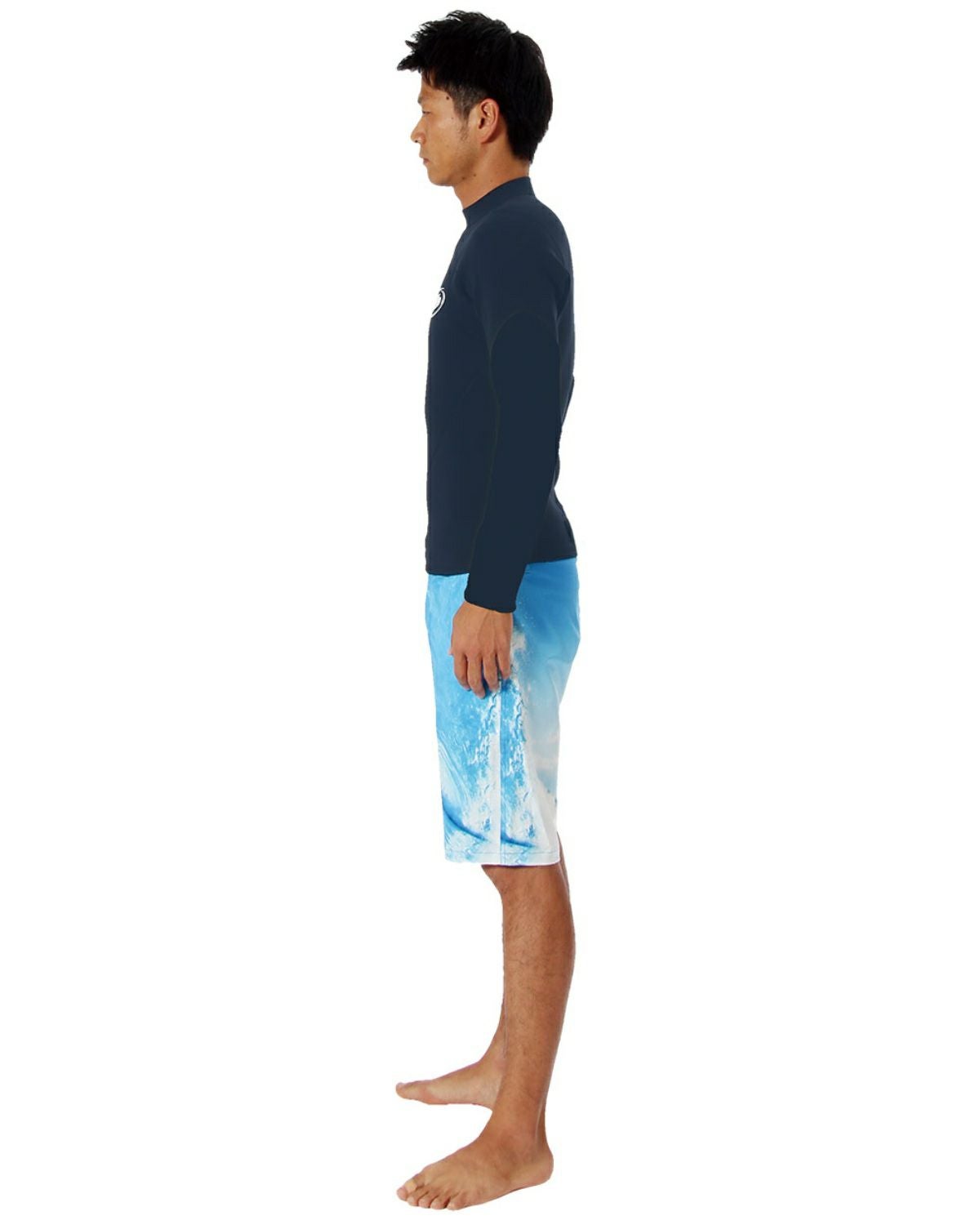 スレート：180cm/67kg(Lサイズ着用)