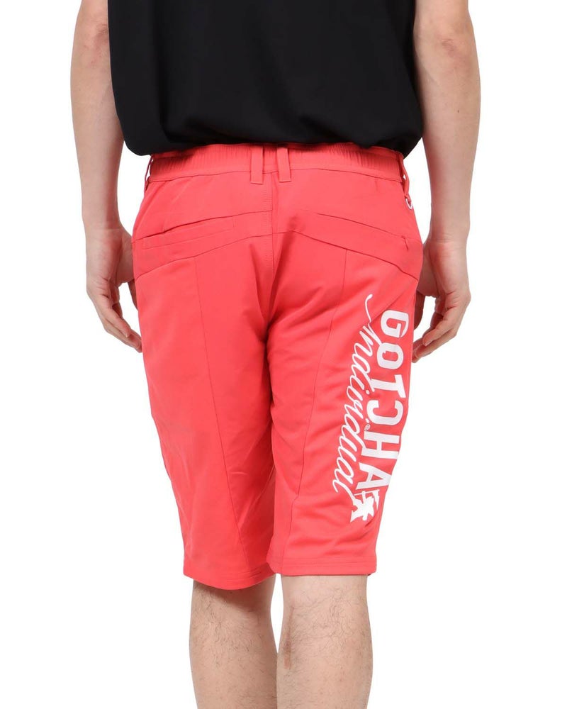 ラズベリー：180cm67kg(Mサイズ着用)