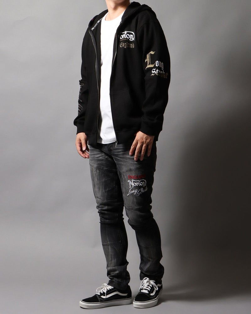 ブラック：178cm/75kg(Lサイズ着用)