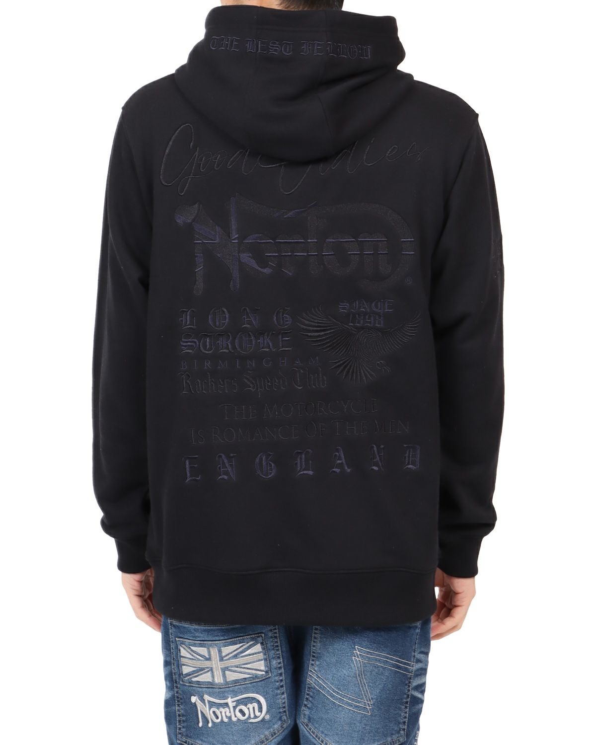 ブラック：180cm67kg(Lサイズ着用)