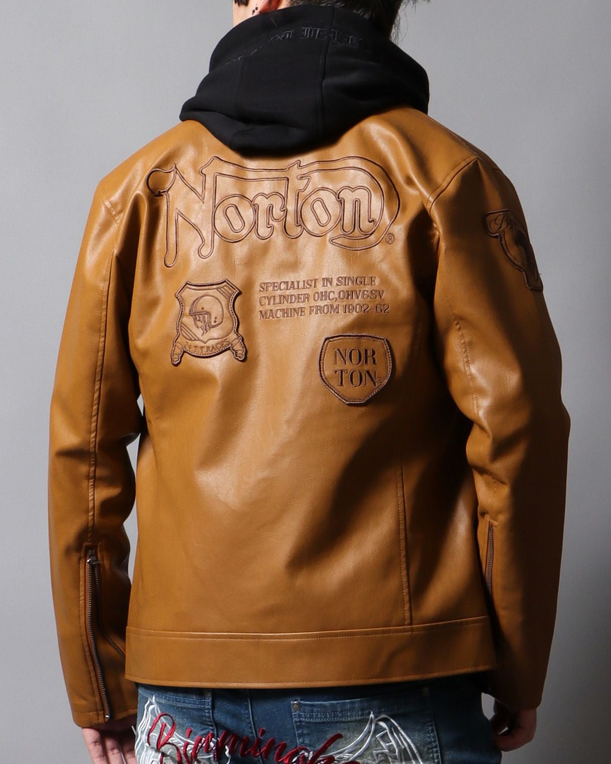 Norton] フェイクレザー パッチド シングルライダース ジャケット