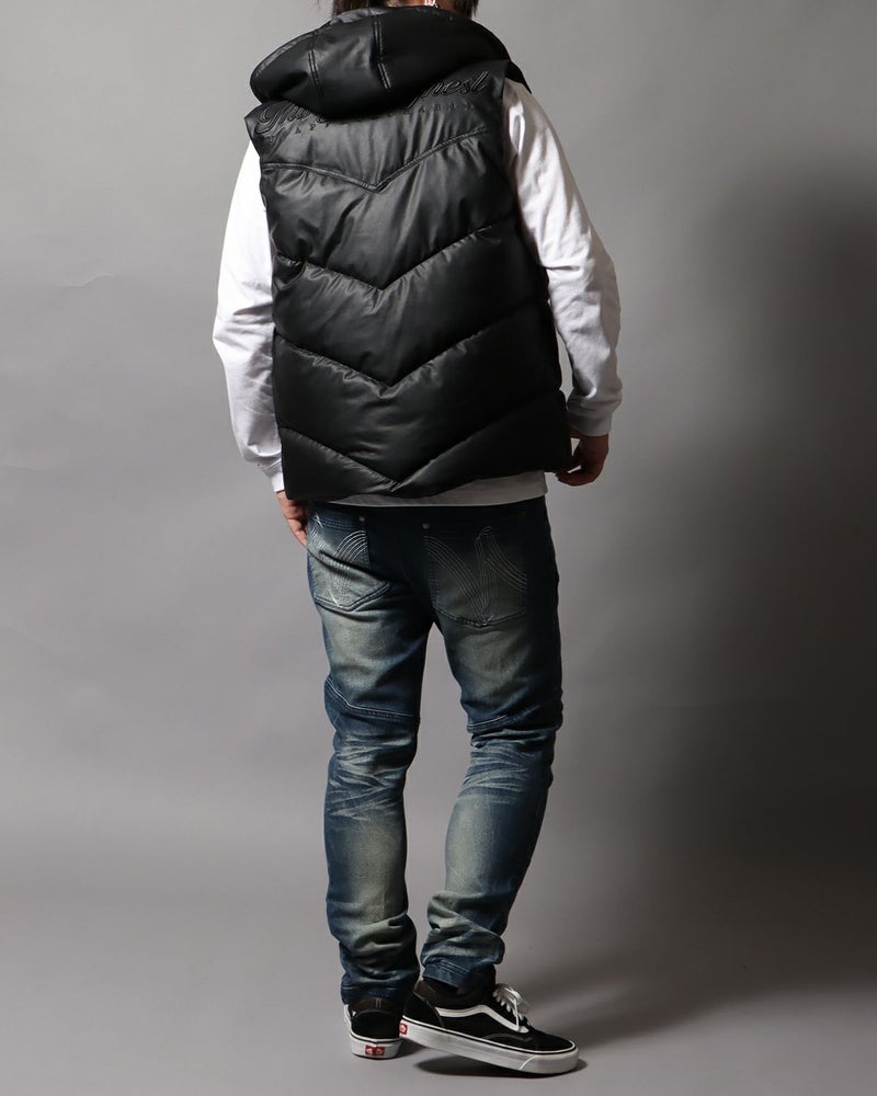 ブラック：178cm/75kg(Lサイズ着用)