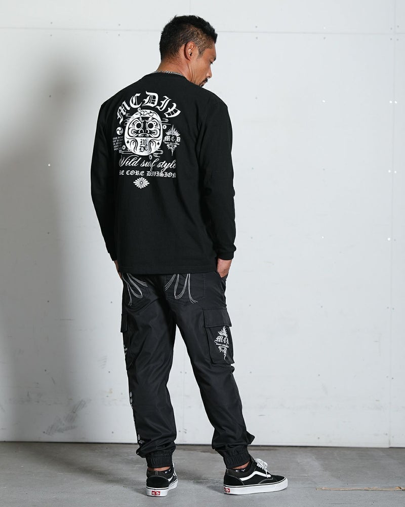 ブラック:172cm/72kg(Lサイズ着用)