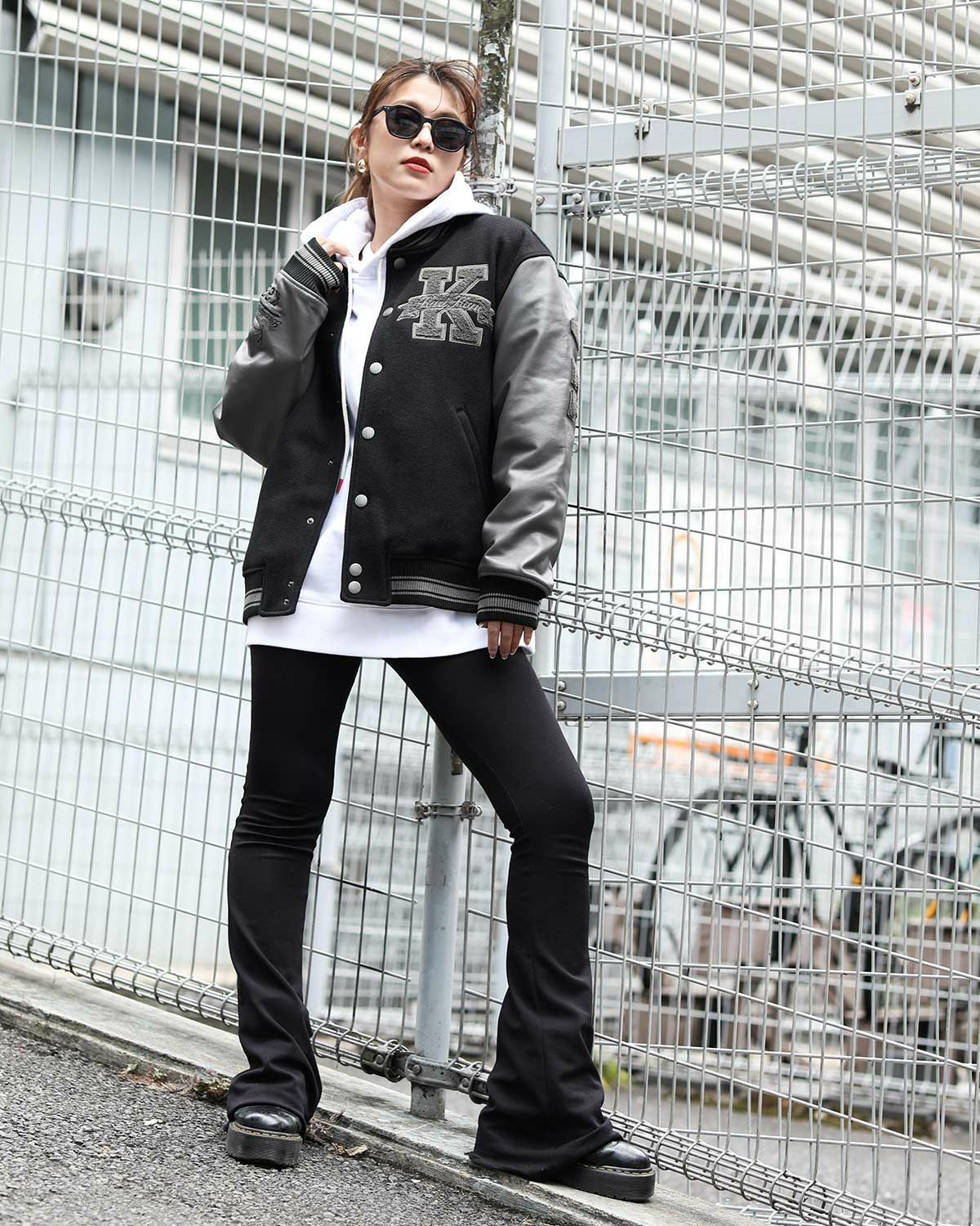 Karl Kani] ロゴ サガラ スタジャン | PEET ONLINE STORE