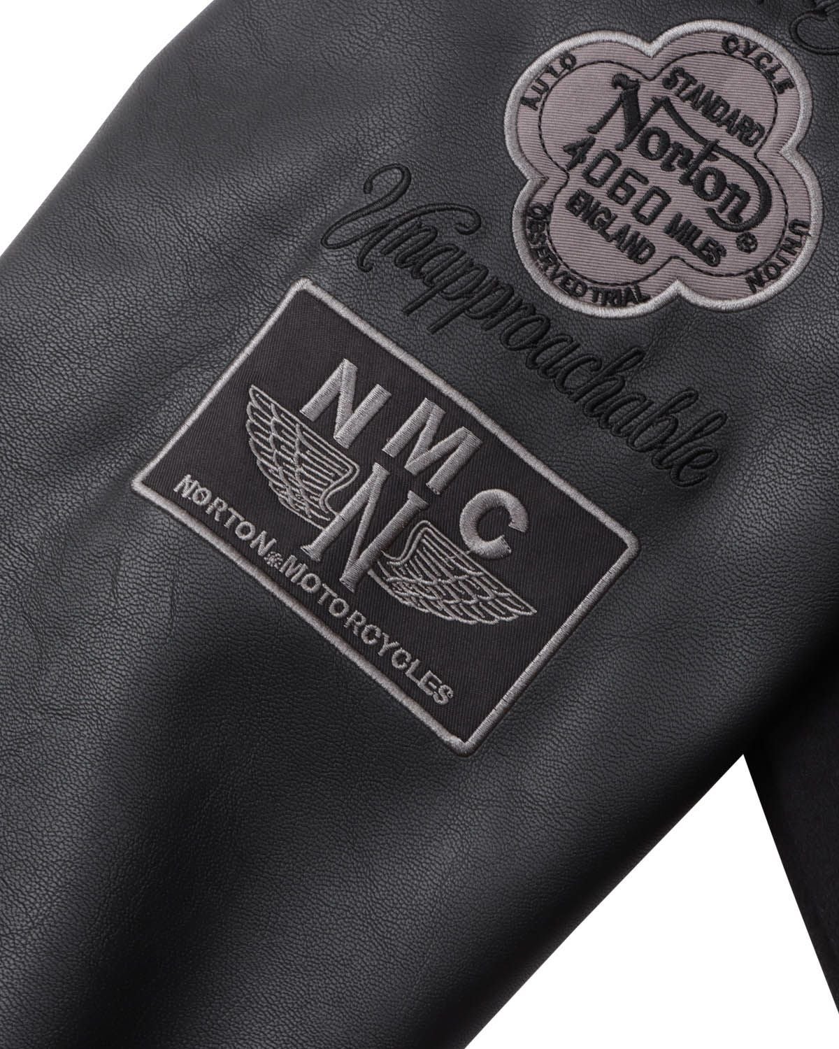 美品 Numero Uno パンチングレザースタジャン 黒 46 5351 POUR LES HOMMES スタジャン 5351POUR LES HOMMES×BEATLES