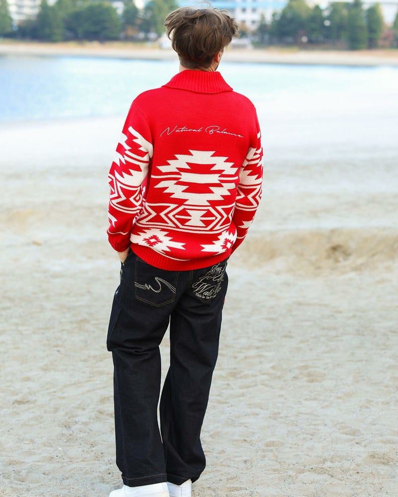 レッド:183cm70kg(Lサイズ着用)