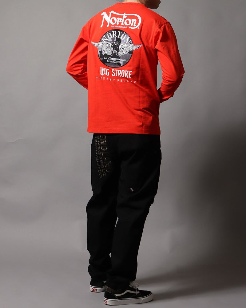 オレンジ：178cm/75kg(Lサイズ着用)