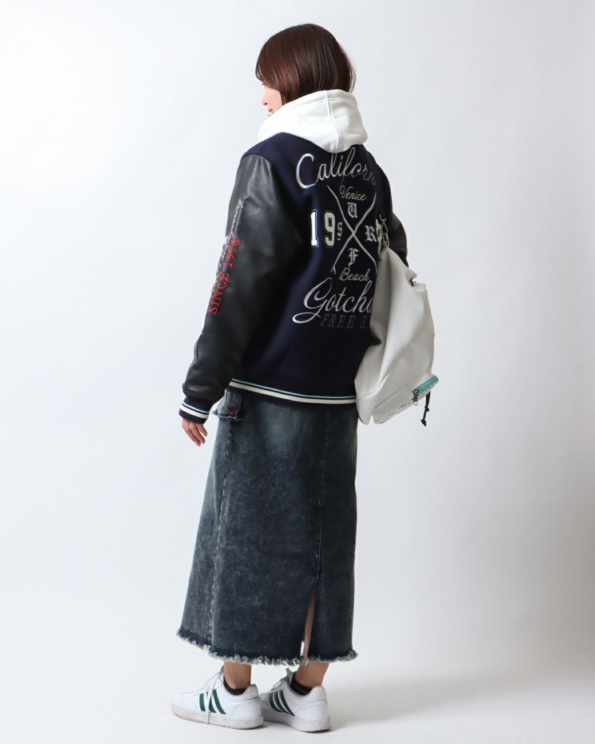 ネイビー：161ｃｍ(Mサイズ着用)