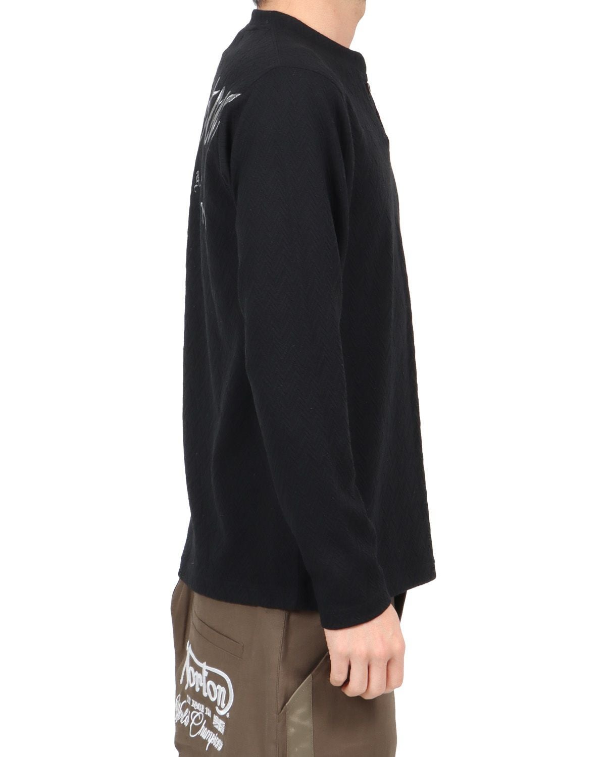 ブラック：180cm67kg(Lサイズ着用)