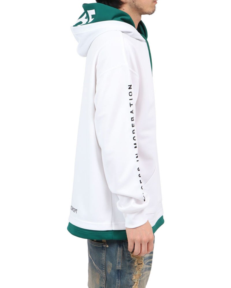 ホワイト：180cm67kg(Lサイズ着用)