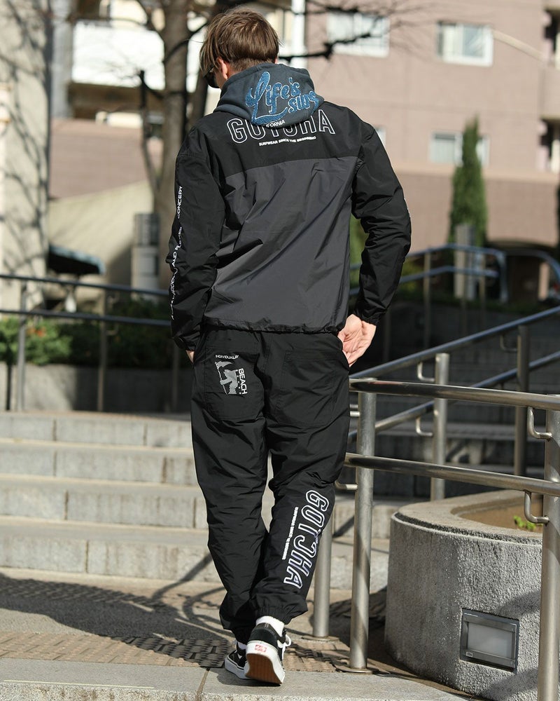 ブラック:183cm70kg(Lサイズ着用)