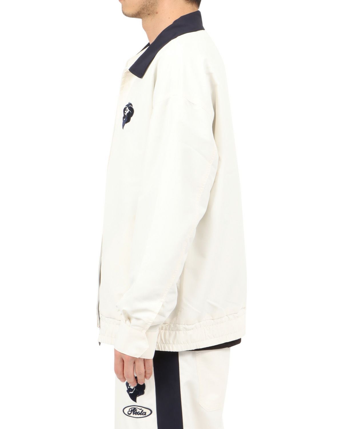 オフホワイト：180cm67kg(Lサイズ着用)