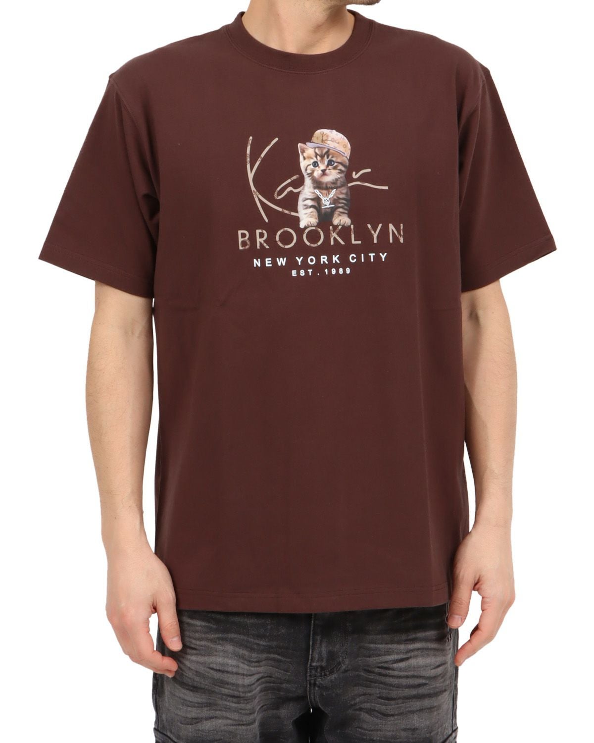 チョコレート：180cm67kg(Lサイズ着用)