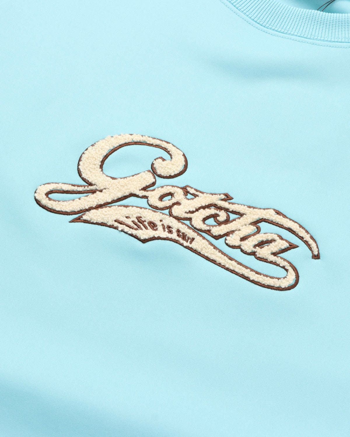 ミントグリーン