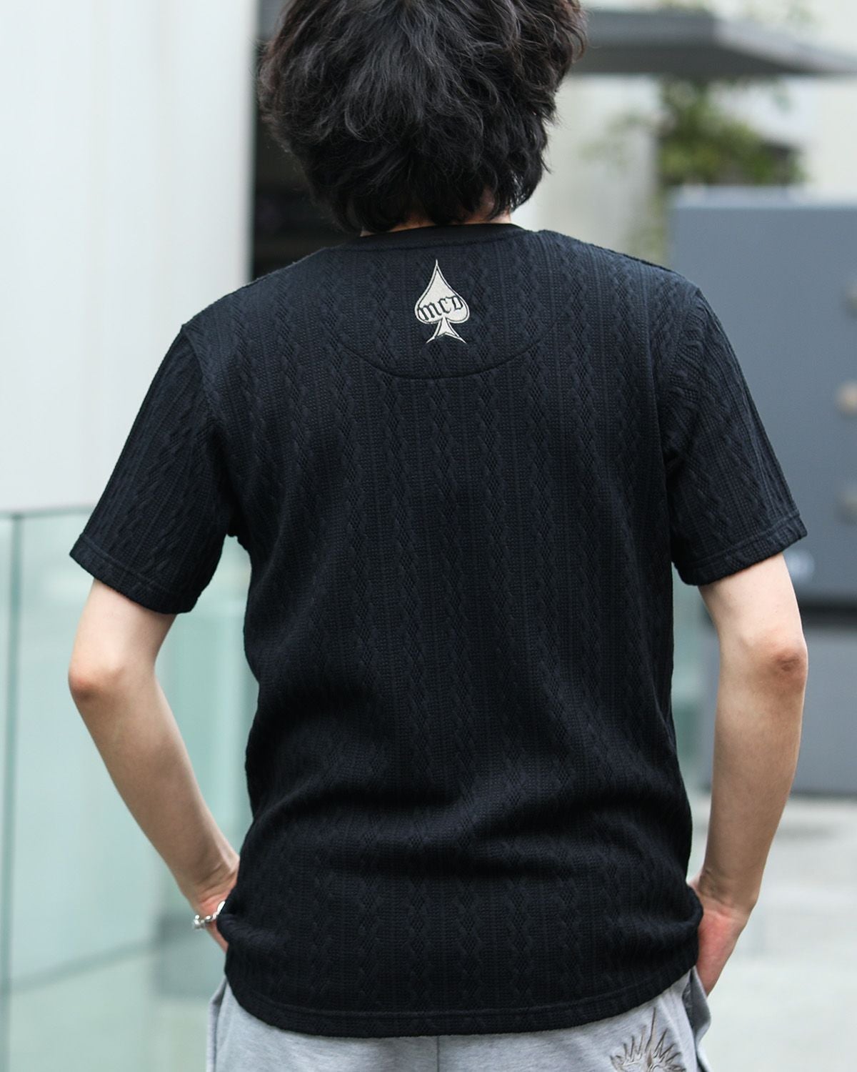 ブラック:173cm/63kg(Lサイズ着用)