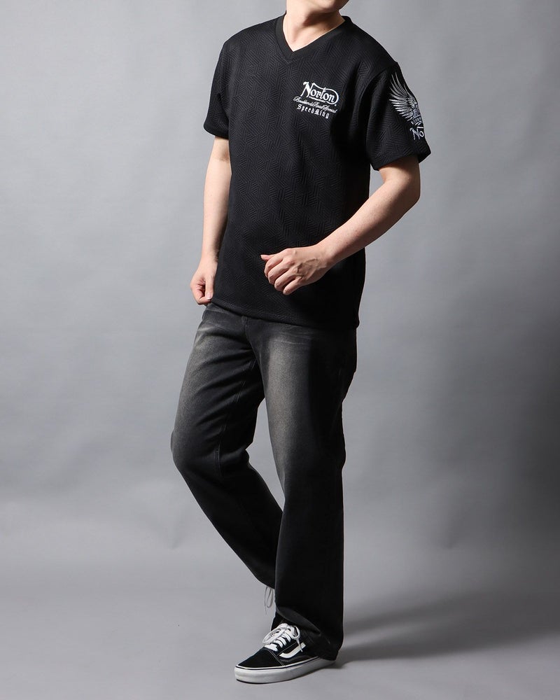 ブラック：178cm/75kg(Lサイズ着用)