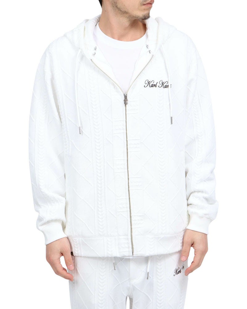 ホワイト：180cm67kg(Lサイズ着用)