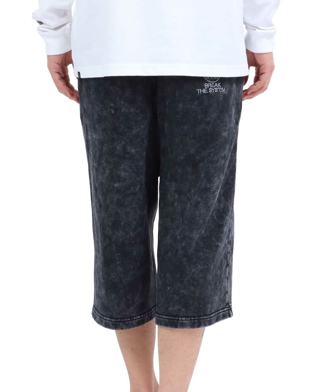 ブラック：180cm67kg(Lサイズ着用)