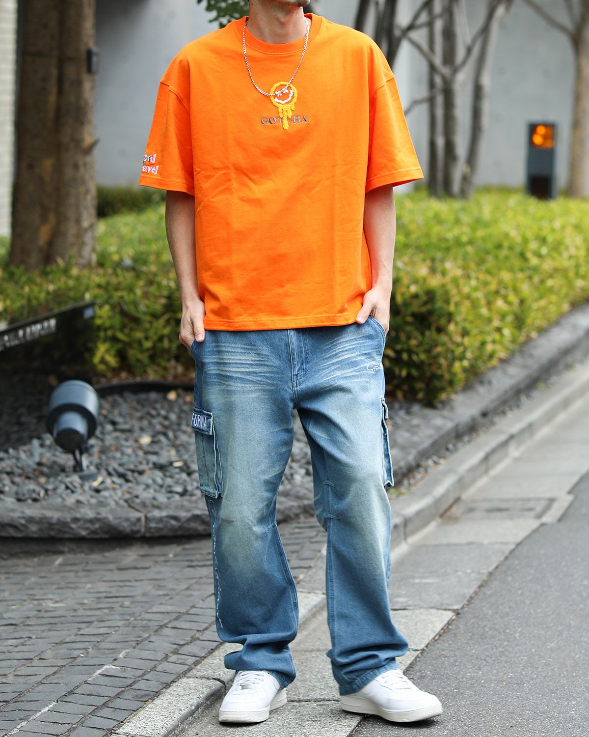 オレンジ：180cm67kg(Lサイズ着用)