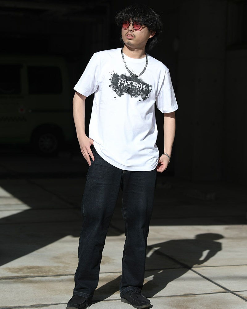 ホワイト:173cm/63kg(Lサイズ着用)