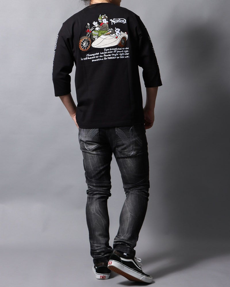 ブラック：178cm/75kg(Lサイズ着用)