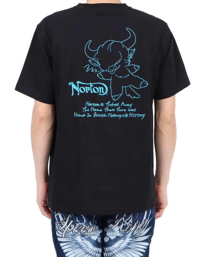 ブラック：180cm67kg(Lサイズ着用)