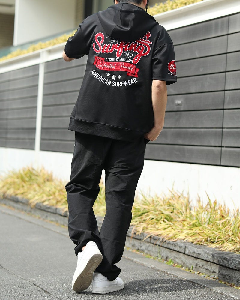 ブラック：180cm67kg(Lサイズ着用)