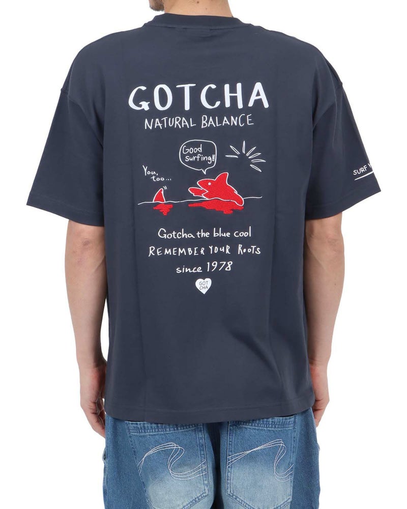 チャコール：180cm67kg(Lサイズ着用)