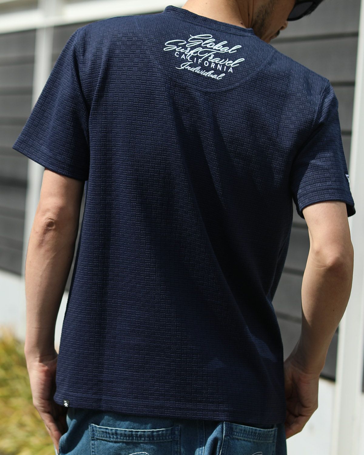 ネイビー：180cm67kg(Lサイズ着用)