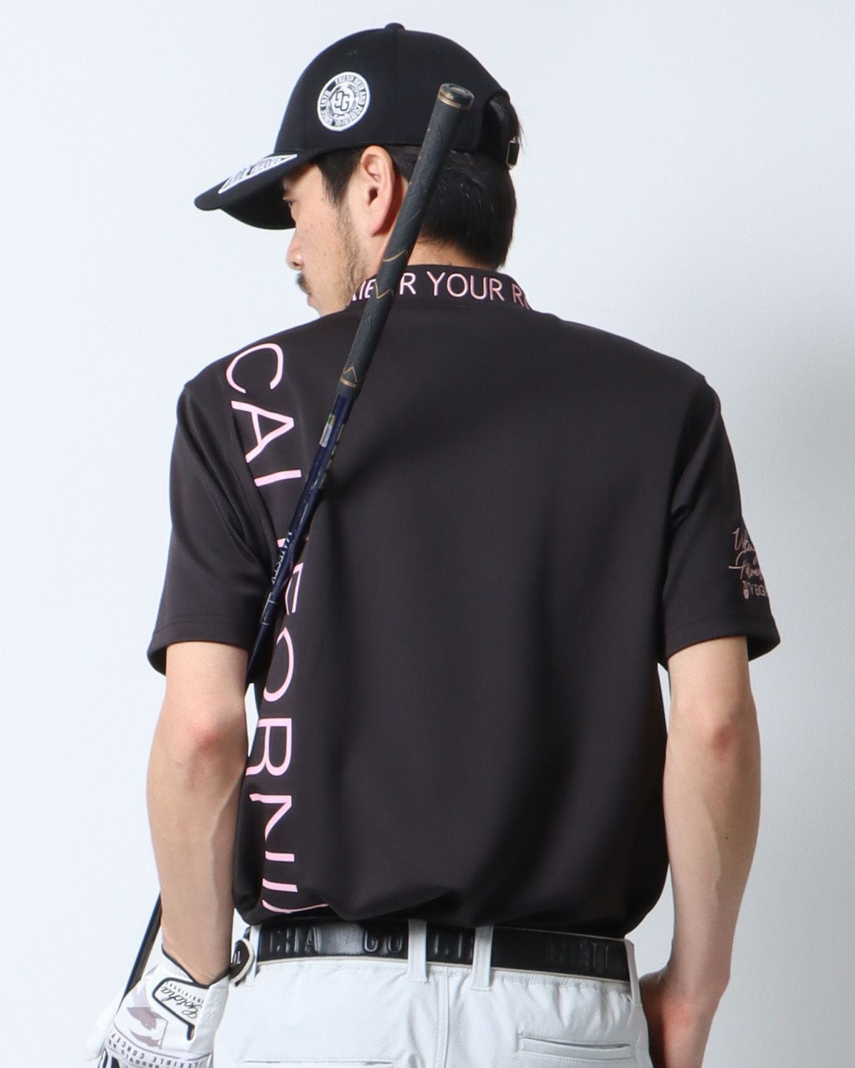 ブラック：180cm67kg(Lサイズ着用)