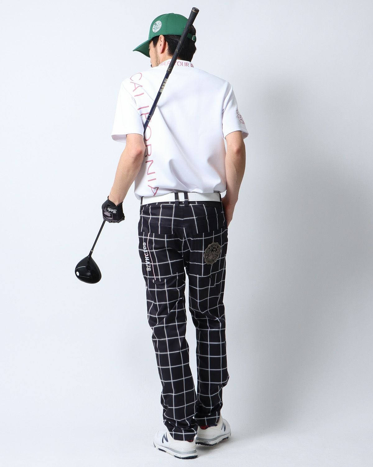 ホワイト：180cm67kg(Lサイズ着用)