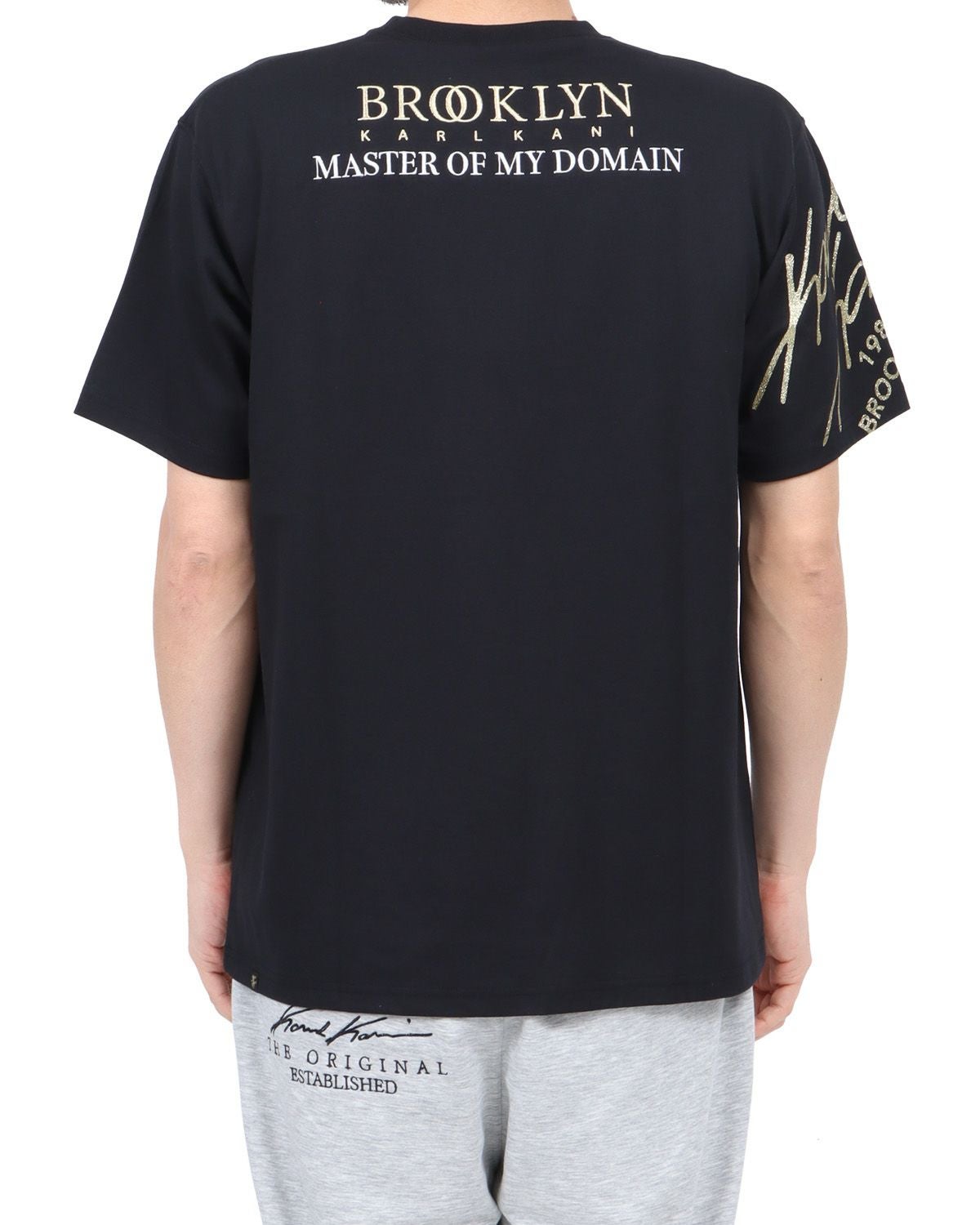 ブラック：180cm67kg(Lサイズ着用)