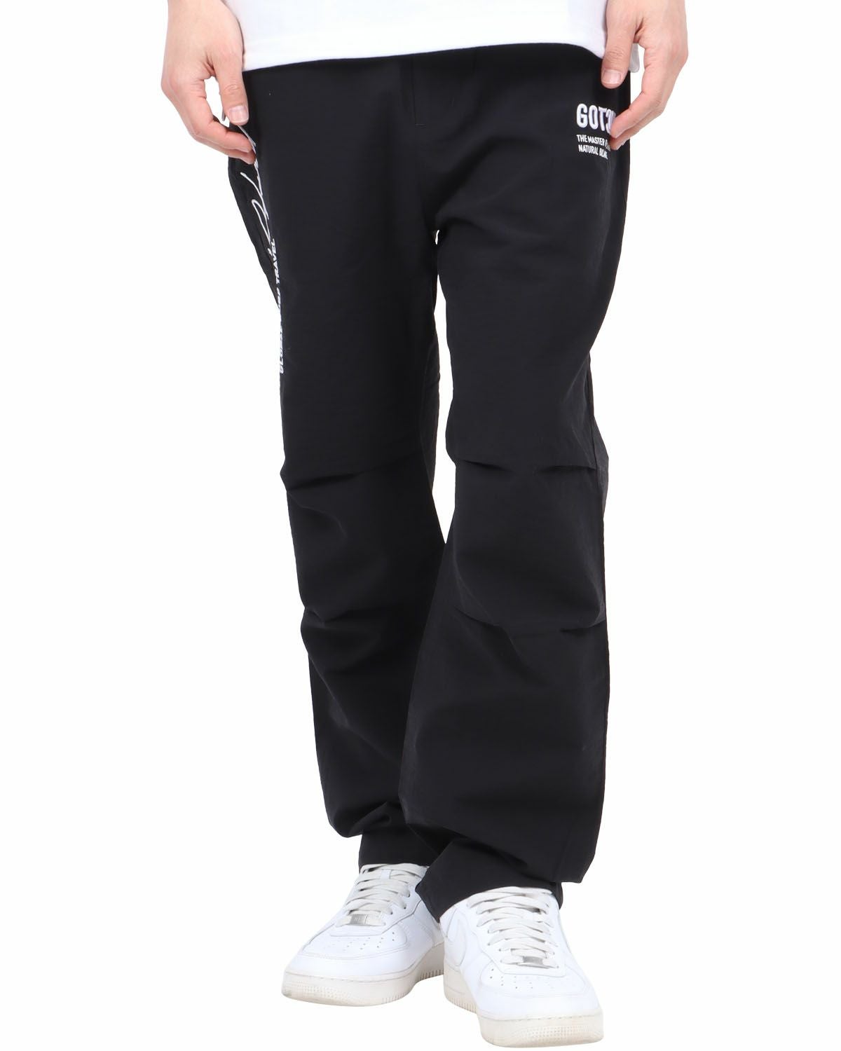 ブラック：180cm67kg(Mサイズ着用)