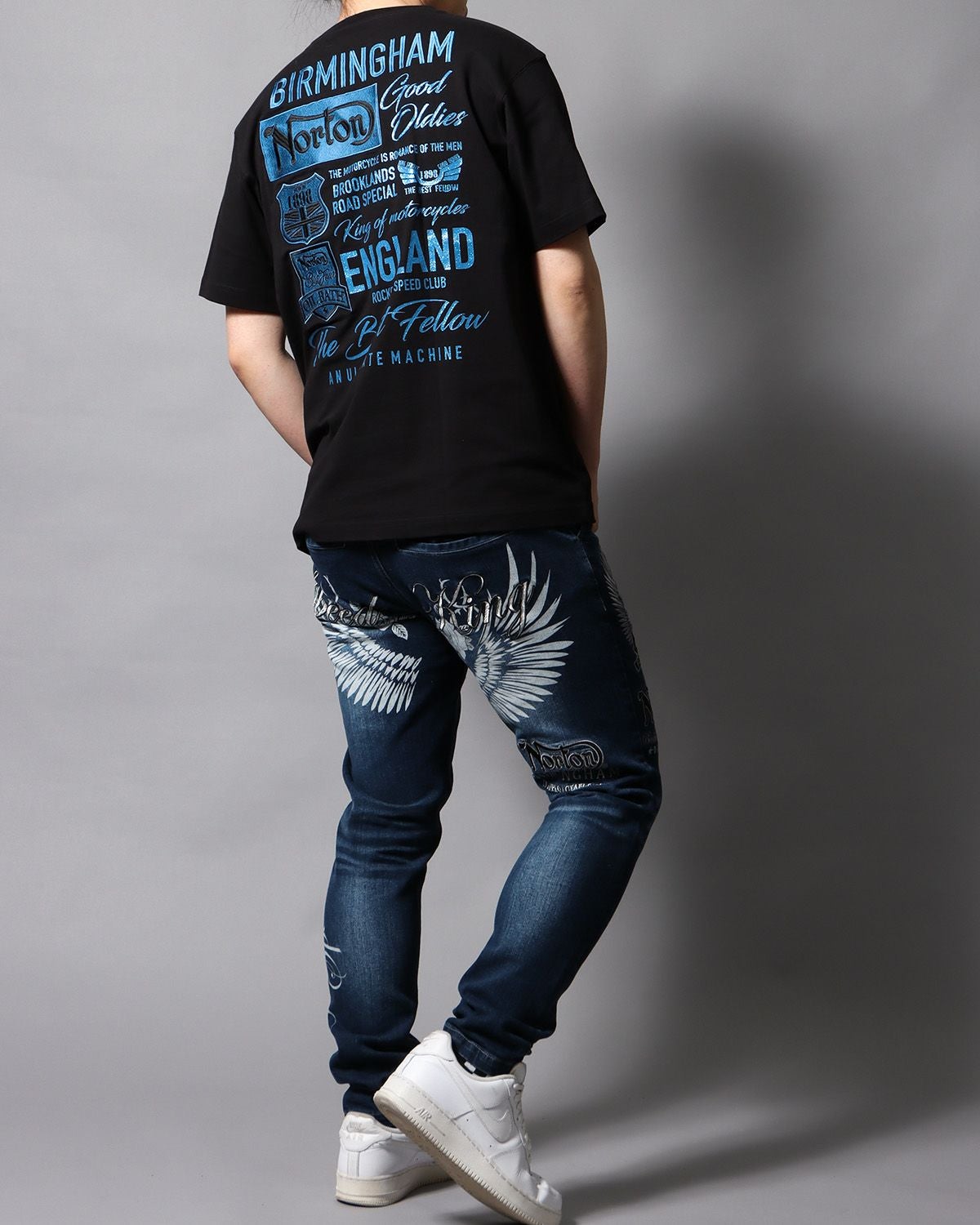 ブラック：178cm/75kg(Lサイズ着用)