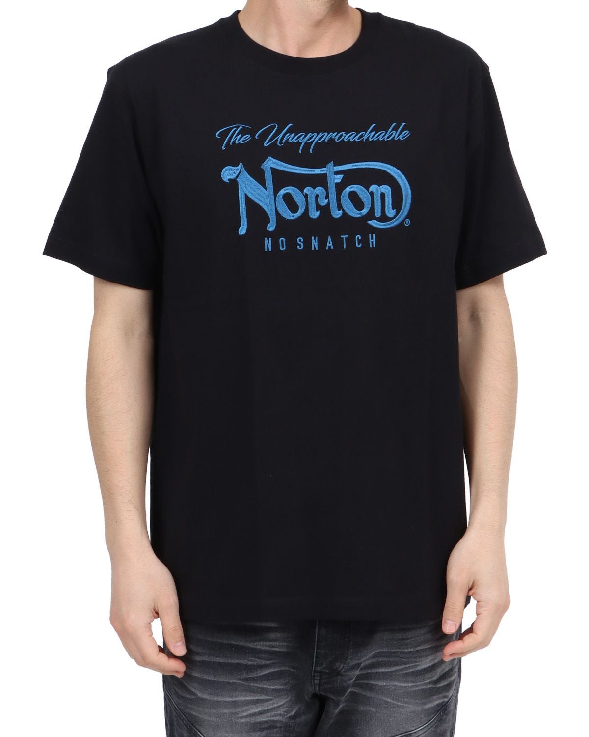 ブラック：180cm67kg(Lサイズ着用)