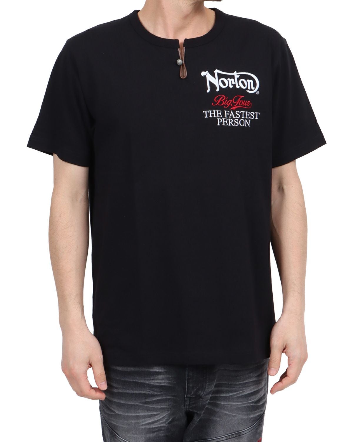 ブラック：180cm67kg(Lサイズ着用)