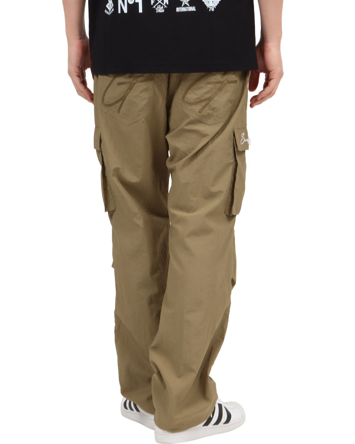 カーキ：180cm67kg(Lサイズ着用)