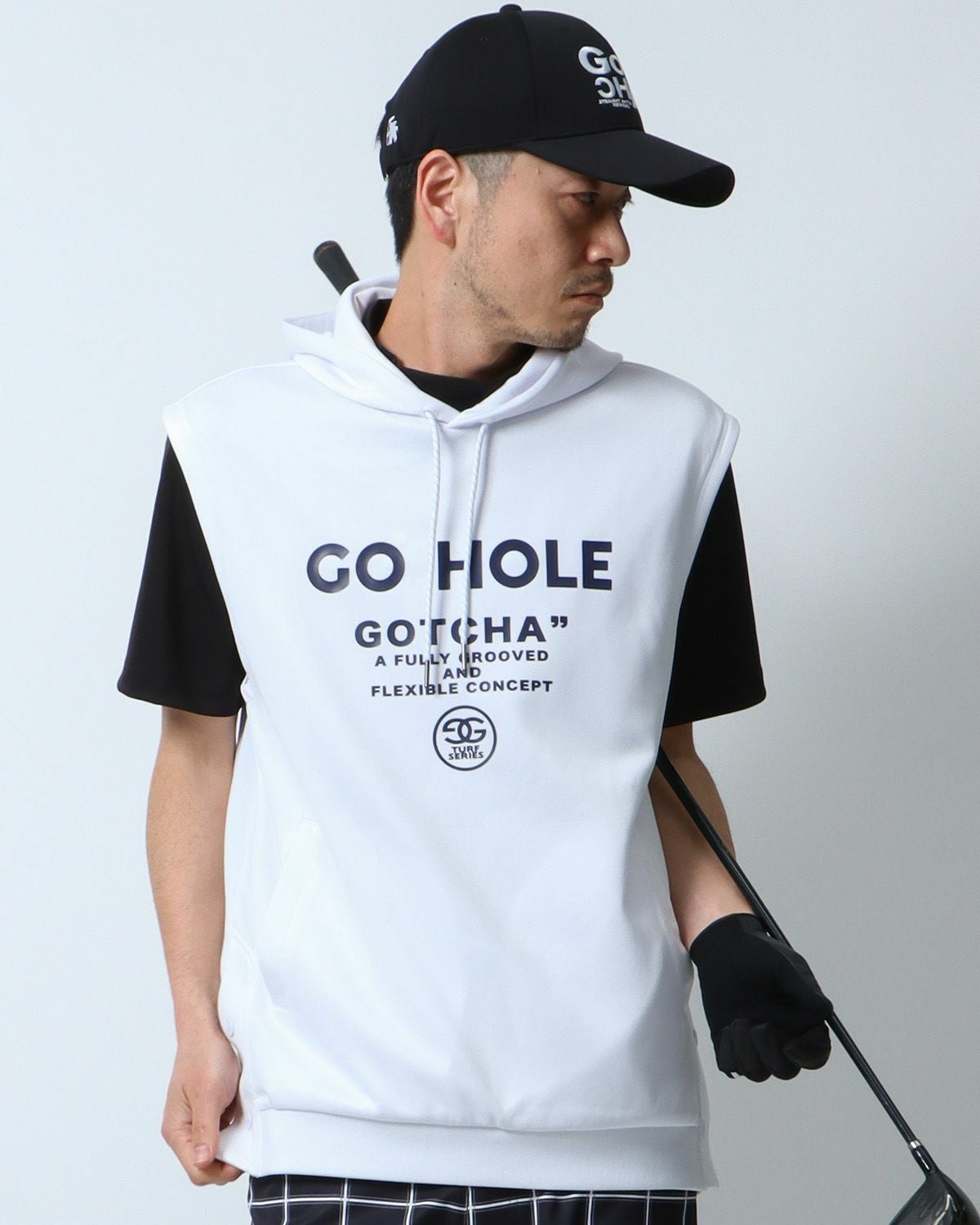 ホワイト：180cm67kg(Lサイズ着用)