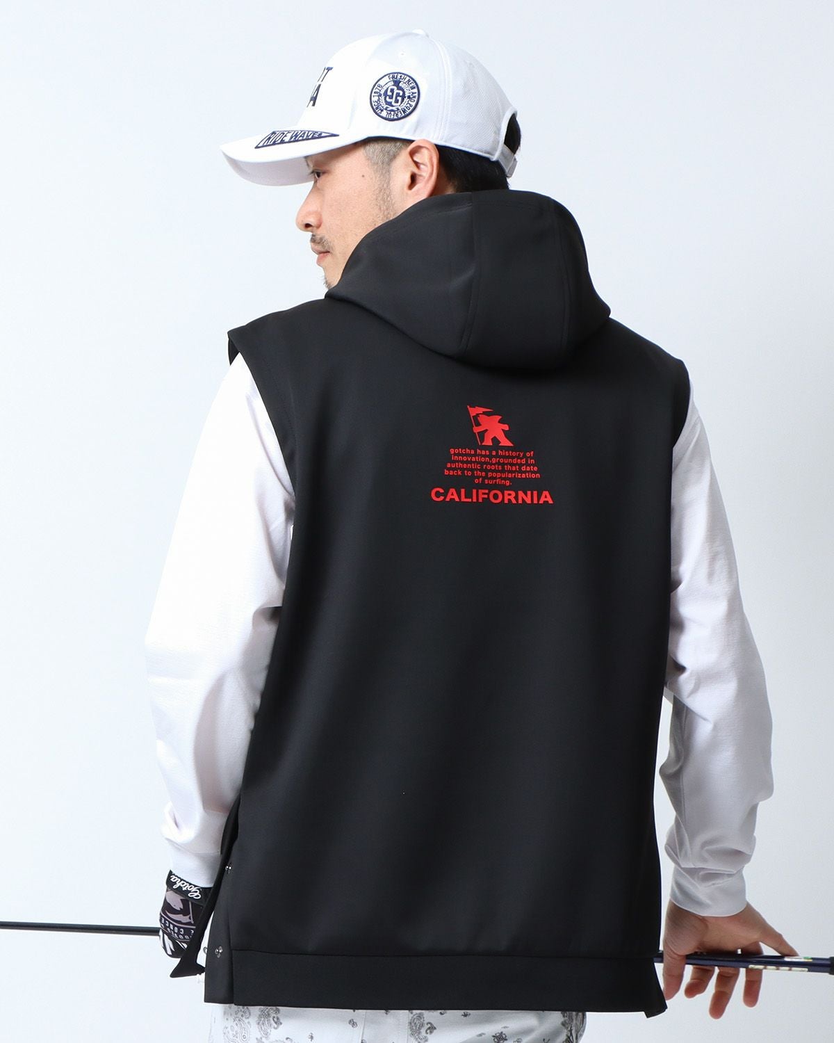 ブラック：180cm67kg(Lサイズ着用)