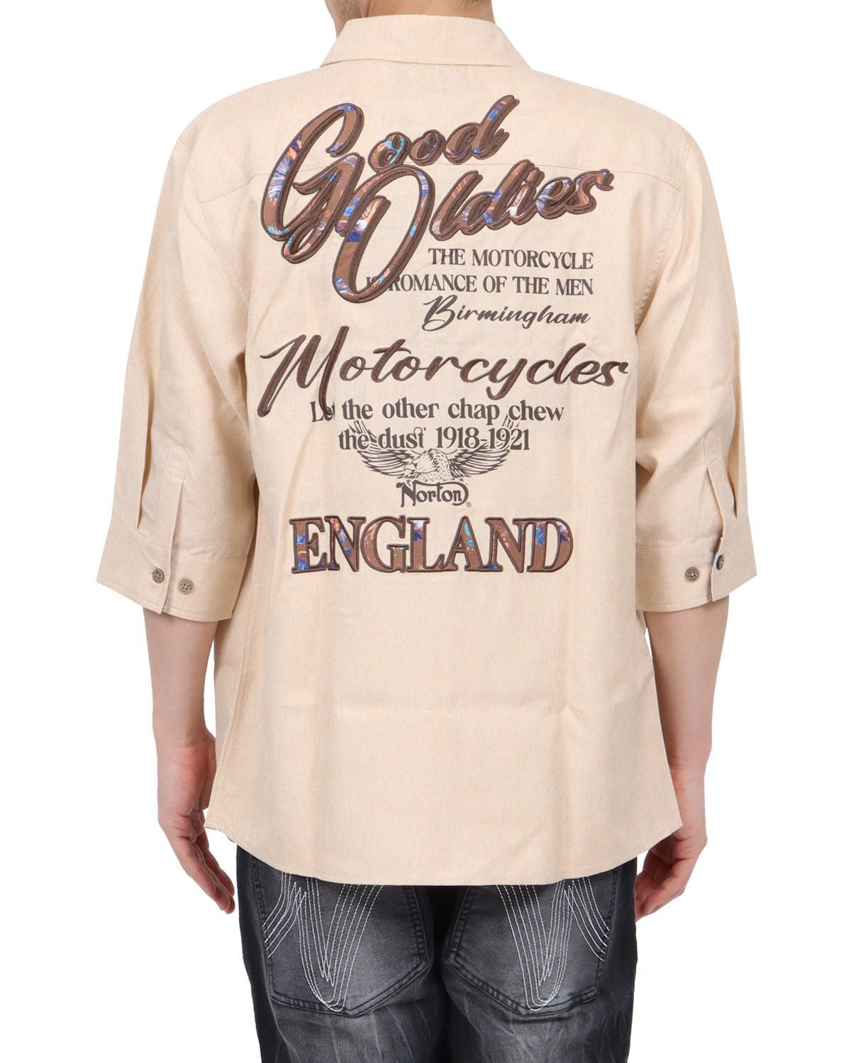 ベージュ：180cm67kg(Lサイズ着用)