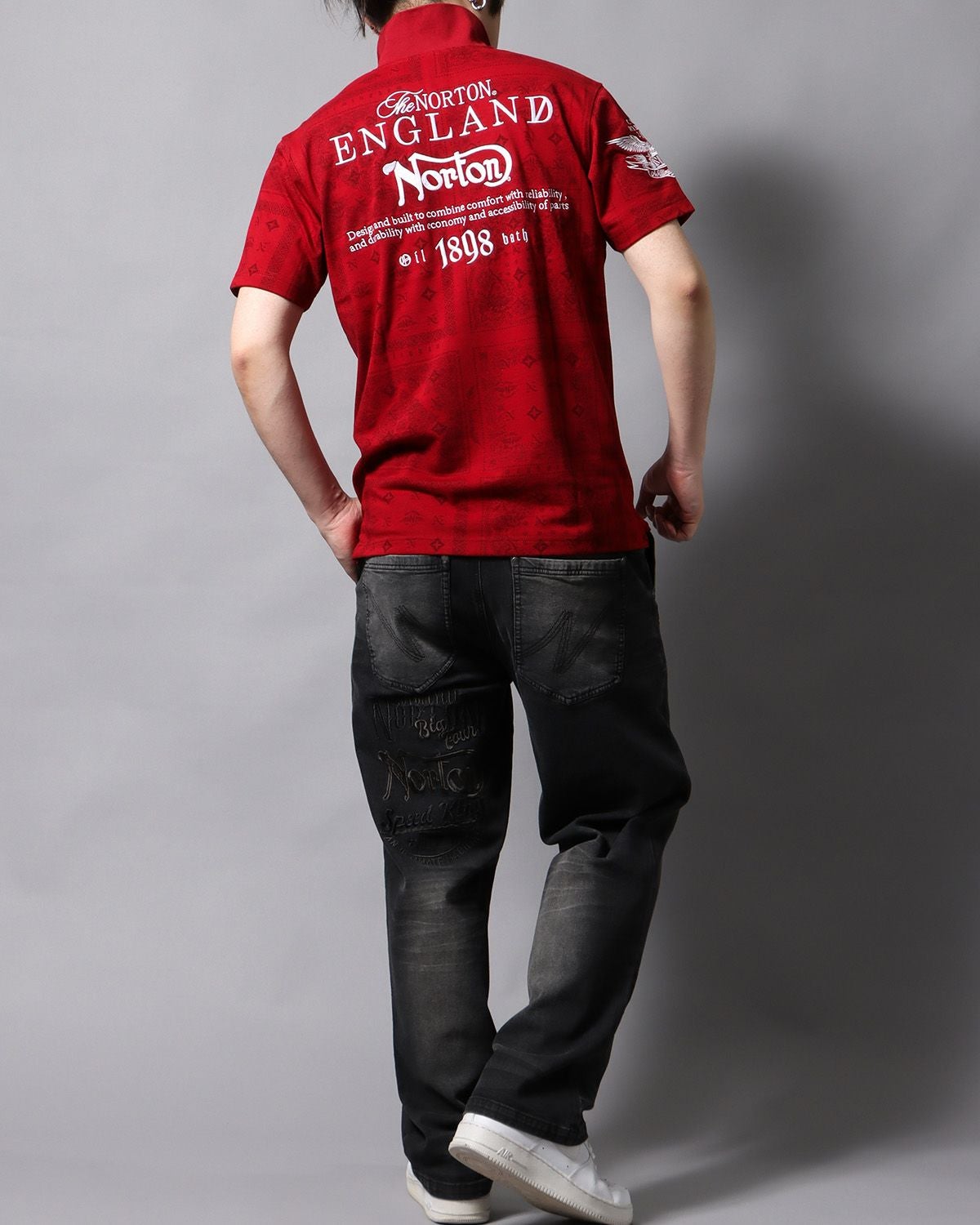 ダークレッド：178cm/75kg(Lサイズ着用)