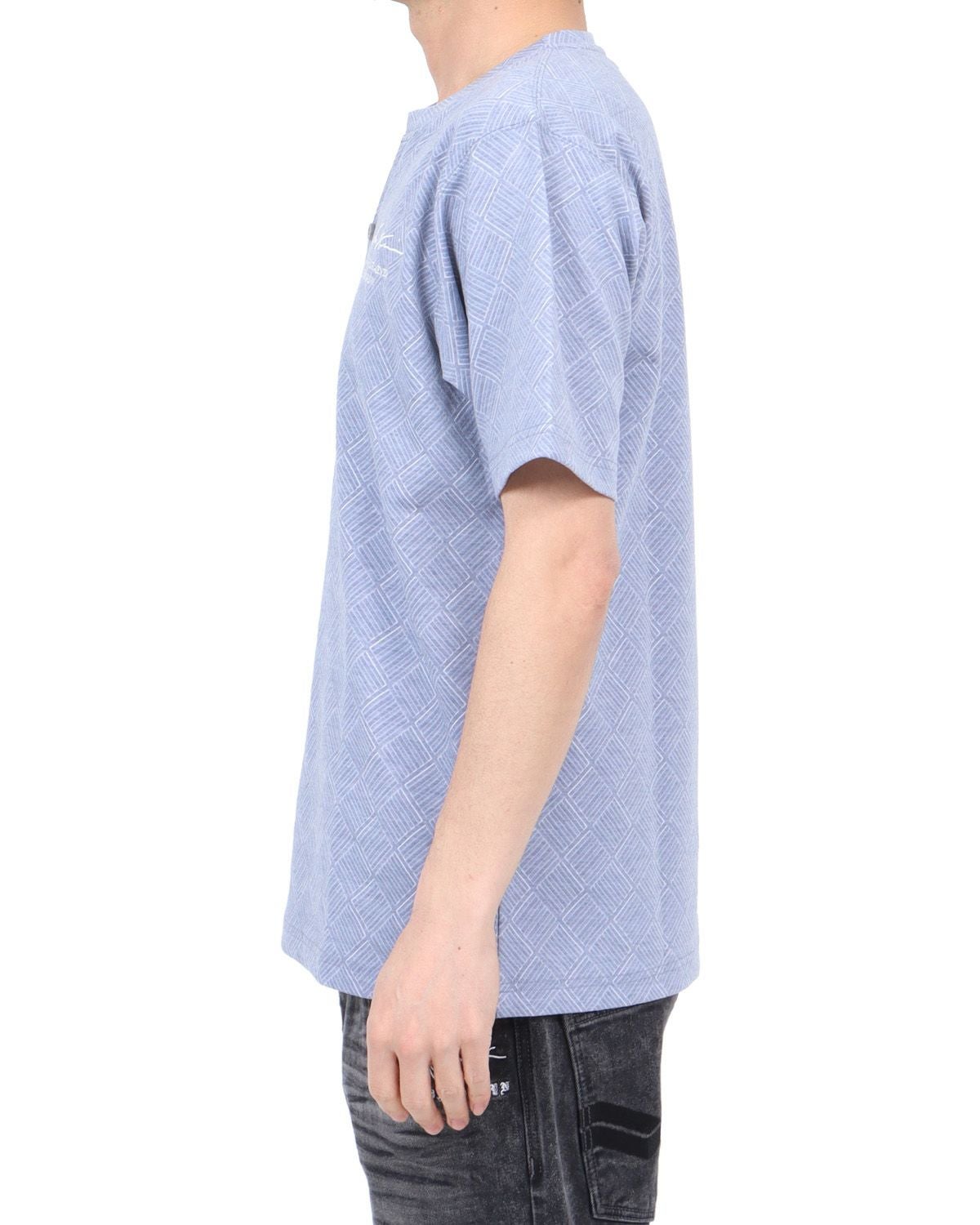 ブルーグレー：180cm67kg(Lサイズ着用)