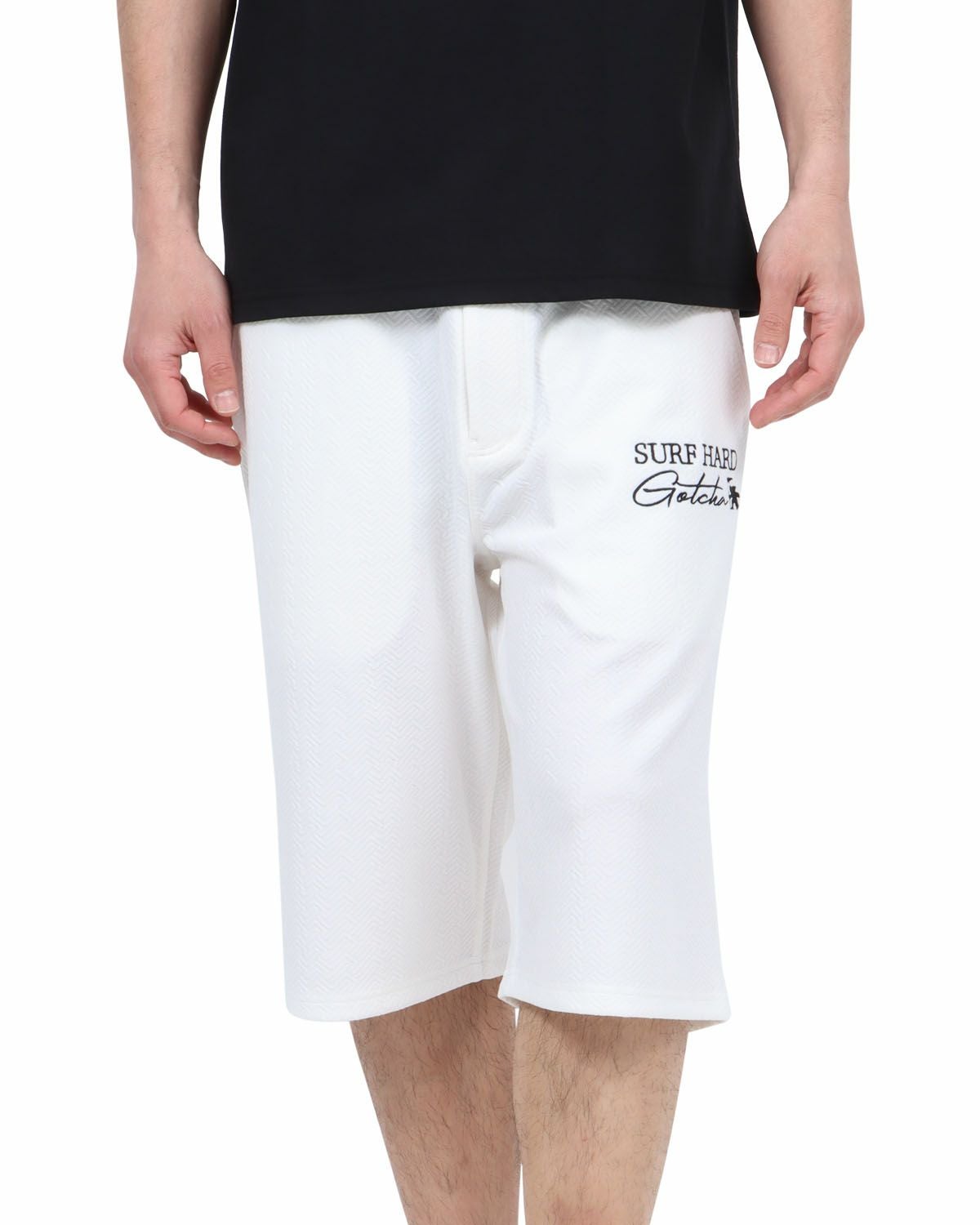 ホワイト：180cm67kg(Lサイズ着用)